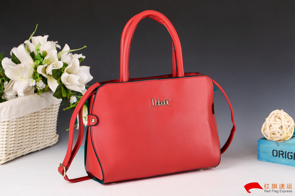 16392164344009.jpg 攝圖網(wǎng)_500766878_時尚女包(企業(yè)商用)_副本.jpg