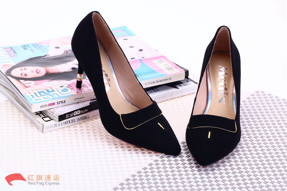 16392172206294.jpg 攝圖網_500766859_高跟鞋(企業商用)_副本.jpg