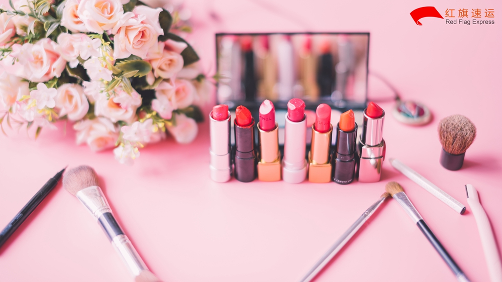 16392176182810.jpg 攝圖網(wǎng)_500498717_美妝口紅化妝品(企業(yè)商用)_副本.jpg